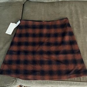 Aritzia Wilfred Plaid Skirt Size 6